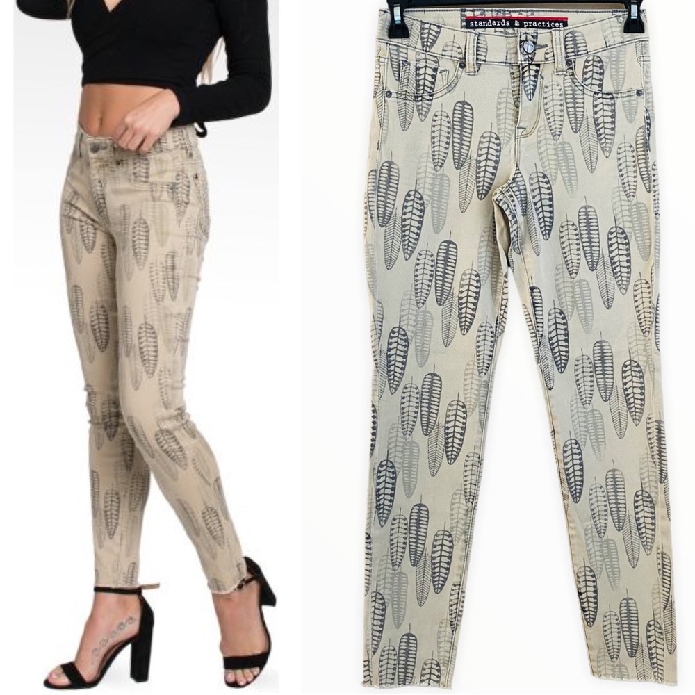 Standards & Practices Birdman Whisker Feather Printed Skinny Jeans Size 27‎